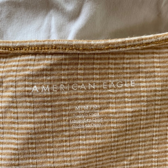 American Eagle T-Shirt - Picture 2 of 2